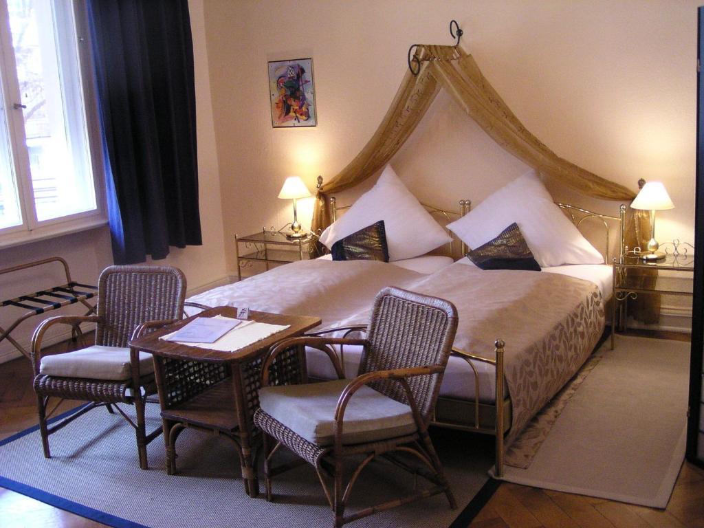 Hotel Pension Senta Berlin Zimmer foto