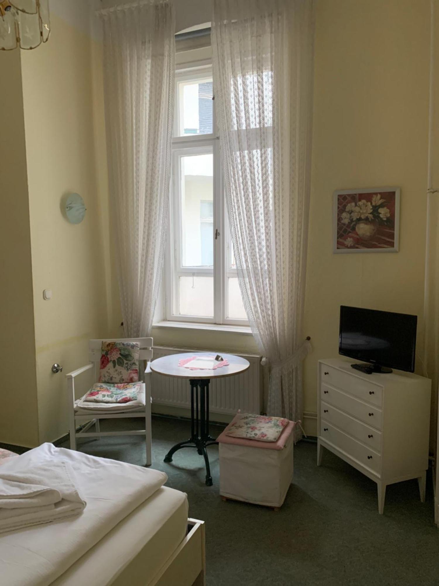 Hotel Pension Senta Berlin Exterior foto